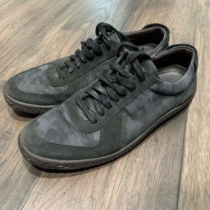 *rare* John Varvatos Sneaker - Hattan Trainer